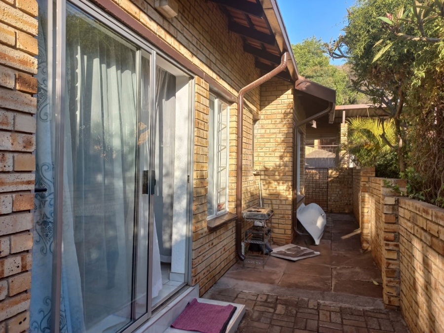 3 Bedroom Property for Sale in Safari Gardens North West